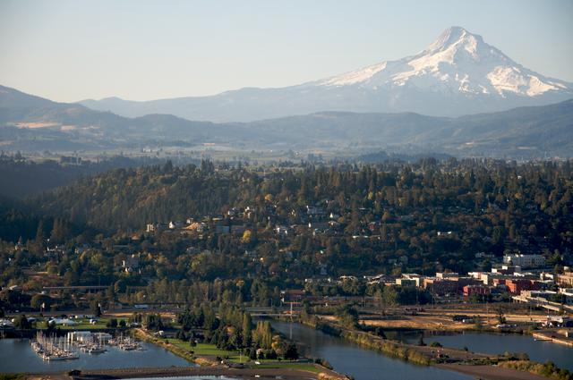 Hood River OR - aerial