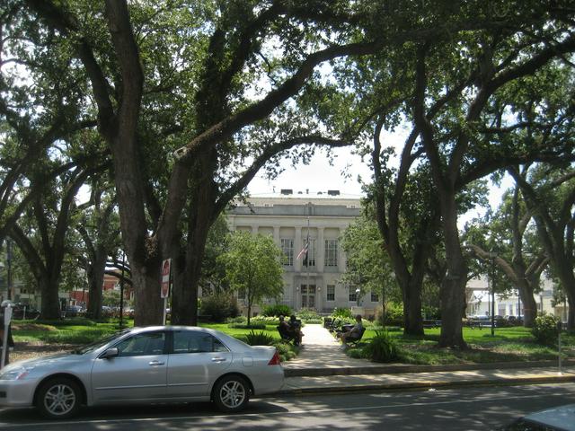 Houma: Terrebonne Parish Court House, Main Street