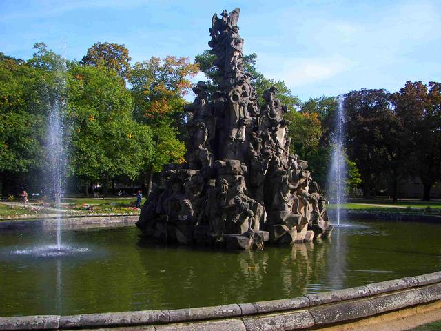 Hugenotten fountain in the Schlossgarten