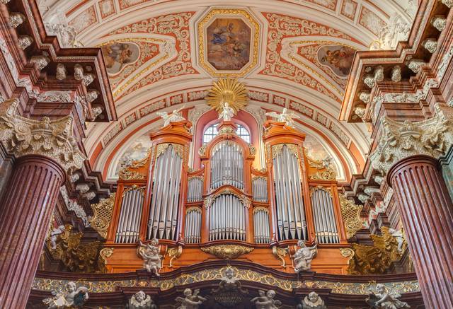 The late 19th-century pipe organ of the Poznań Collegiate Church