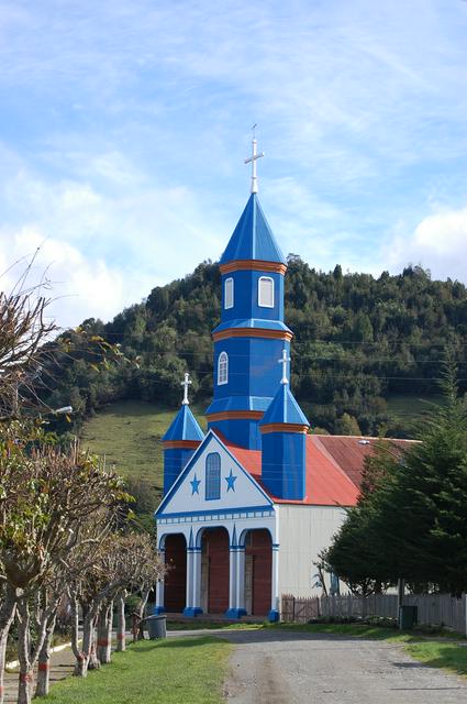 Tenaun church