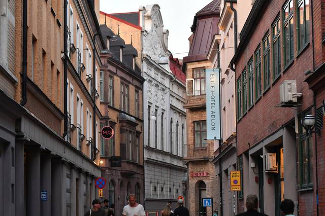 Typical street in the historic center (Isak Slaktaegatan)