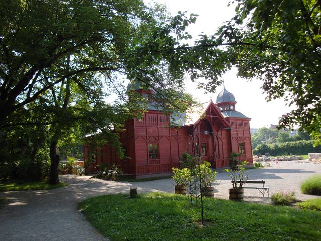 Pavilion at Botanical Garden