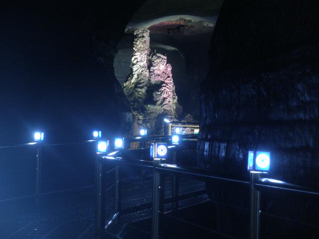 The world's largest known lava column, in Manjanggul Lava-tube.