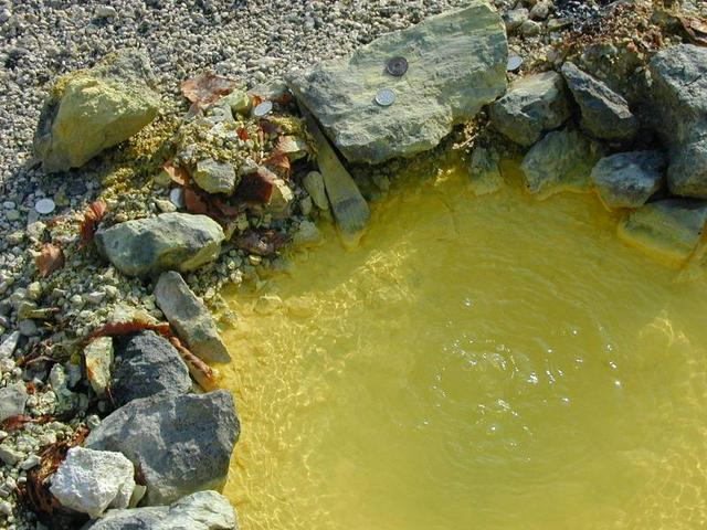 Boiling sulphur cauldron