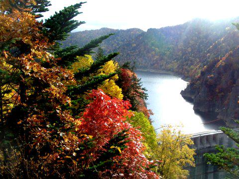 Autumn at Houkaikyou Dam, Jozankei