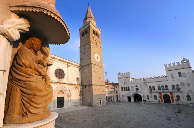 Tito square, Koper