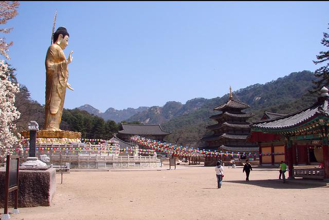 Beopjusa (법주사), initially constructed in 553, is a head temple of the Jogye Order of Korean Buddhism situated on the slopes of Songnisan in Naesongni-myeon, Boeun County, in the province of Chungcheongbuk-do