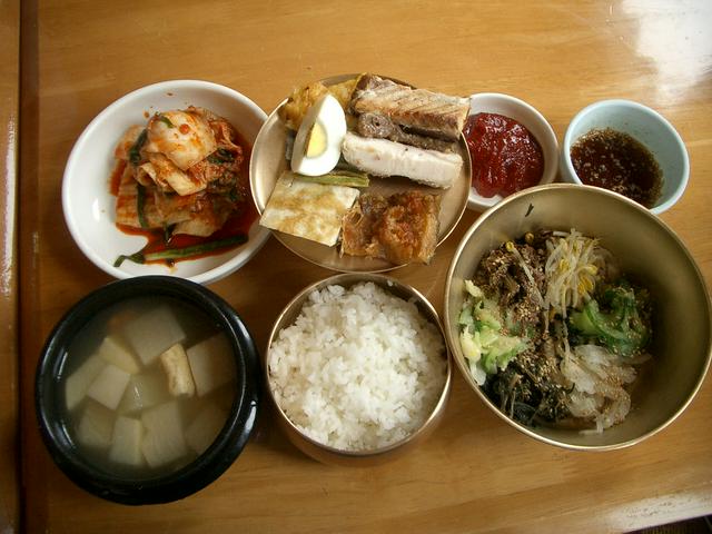 Heotjesabap, a bit similar to bibimbap, in an Andong restaurant