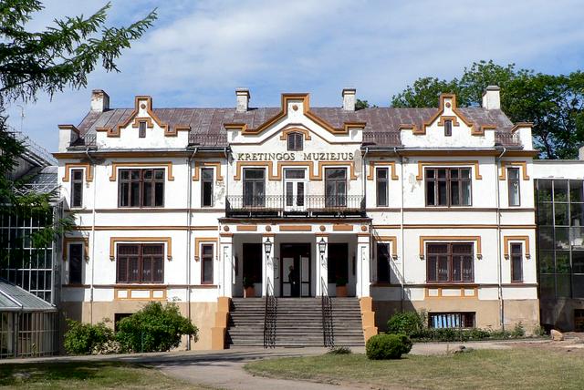 Kretinga manor, which hosts the Kretinga Museum