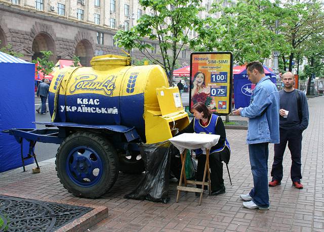 Kvas tank on Kiev street