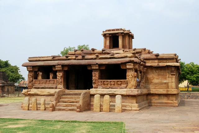 Ladkhan temple, Aihole