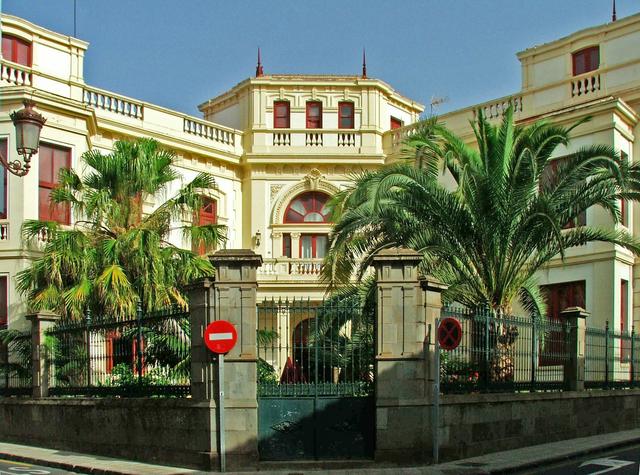 Colonial Spanish architecture in the streets of San Cristóbal de La Laguna.