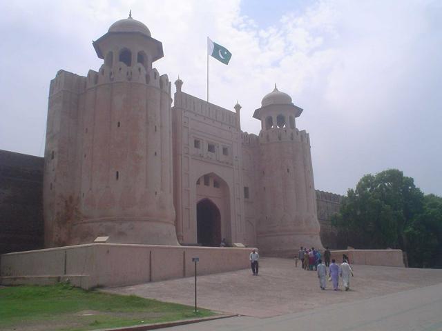 Alamgiri Gate, Lahore Fort