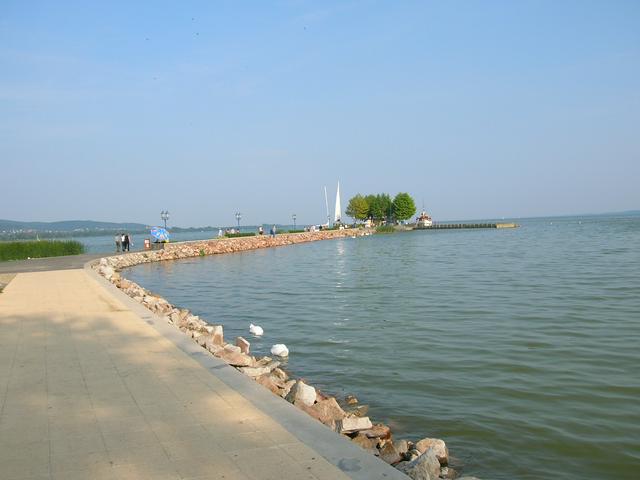 Port and mole at the Balaton
