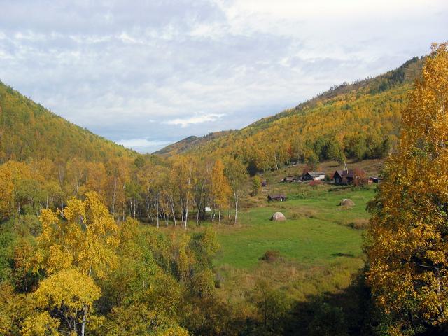 Along the shores of Lake Baikal in the autumn