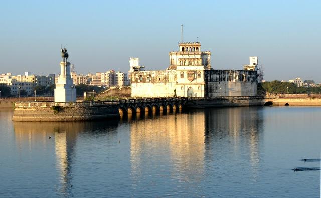 Lakhota Palace