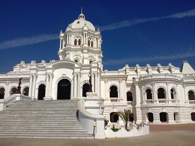 Ujjayanta Palace