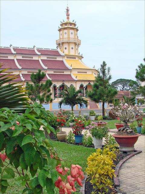 Garden of Cao Dai Temple