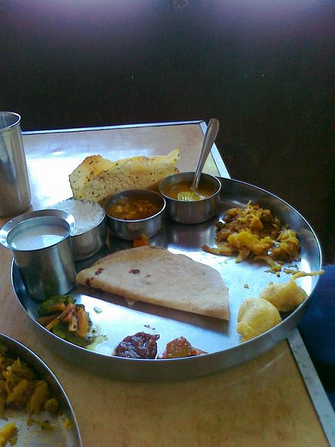 Limited Gujarati Thali