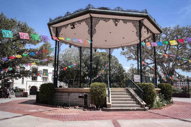 Old Los Angeles Plaza, El Pueblo de Los Angeles