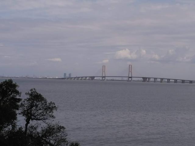 Suramadu Bridge