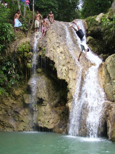 Mainit Falls