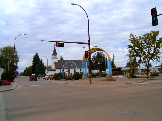 Main Street, Slave Lake as of August 2006