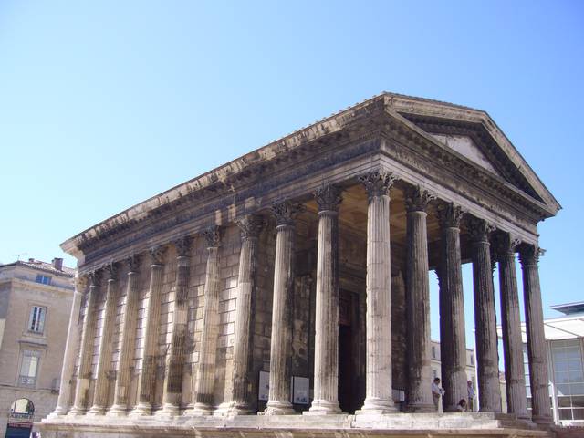 La Maison Carrée