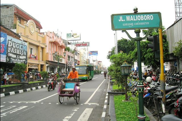 Jalan Malioboro, lined with batik, handicraft and fashion stores