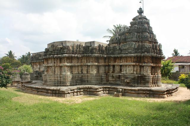 Mallikarjuna Temple, Basaralu.