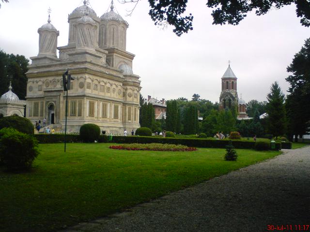 Curtea de Argeș Monastery, the symbol of the city and in behind is Episcopal Palace