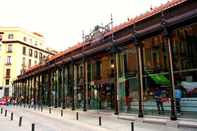 Mercado de San Miguel is close to Plaza Mayor