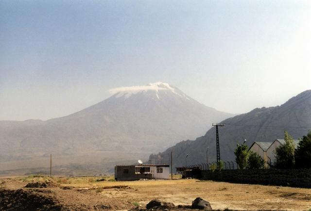 Mount Ararat from east of Dogubeyazit