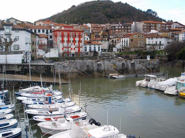 Mundaka general view