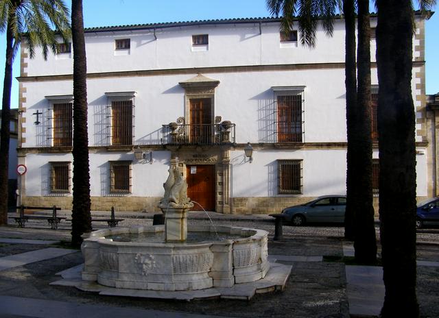 Archaeological Museum, Plaza del Mercado