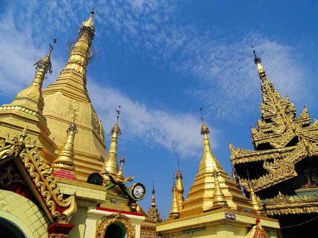 Sule Pagoda