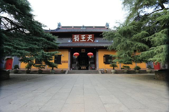 Tiantong Temple (天童寺)