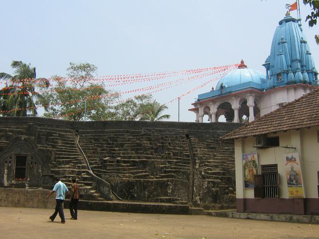 Nithyanand Cave Temple