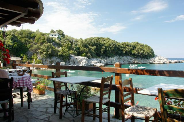 Restaurant in Ntamouchari