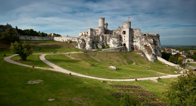 Ogrodzieniec castle