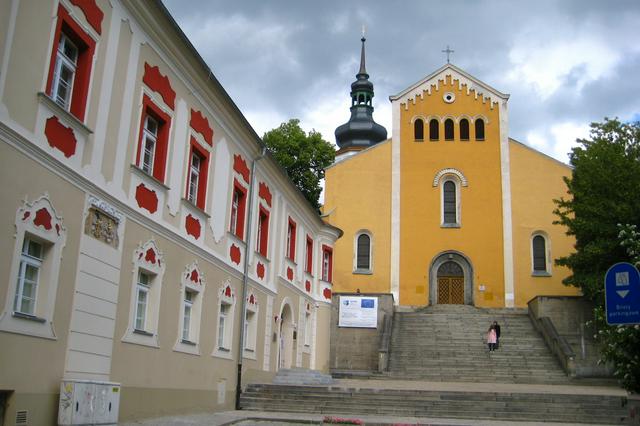 Facade of the Church on the Hill with the Regional Museum wall on the left
