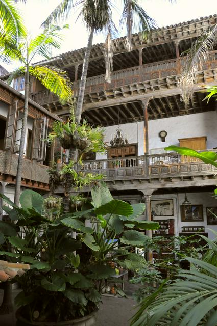 Courtyard of the Casa de los Balcones