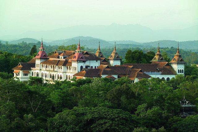 Kowdiar Palace, built in 1934 and seat of the Travancore royal family.