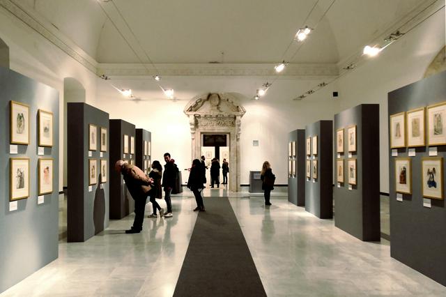 An art exhibition on Salvador Dalí's xylographies at Palazzo Moncada.