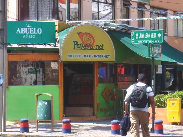 Coffee, bar, and Internet in Quito