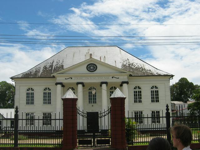 Neve Shalom Synagogue at 82-84 Keizerstraat