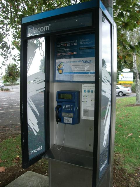 Phone box in Pukekohe