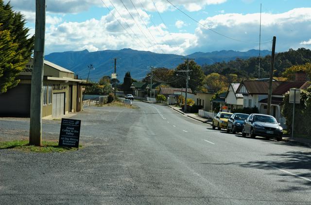 Pioneer Drive, Mole Creek