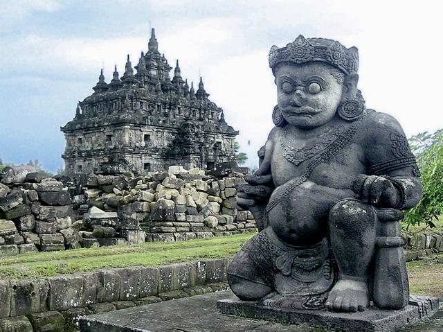 Candi Plaosan, near Prambanan